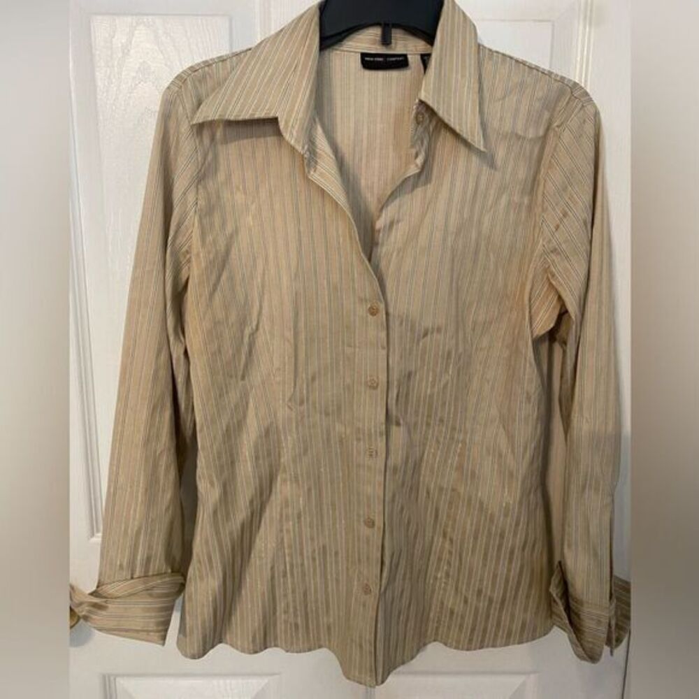 - Women’s gold striped New York and Company,‎ blouse size medium